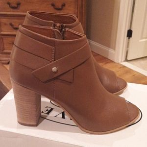 Steve Madden open-toe leather booties